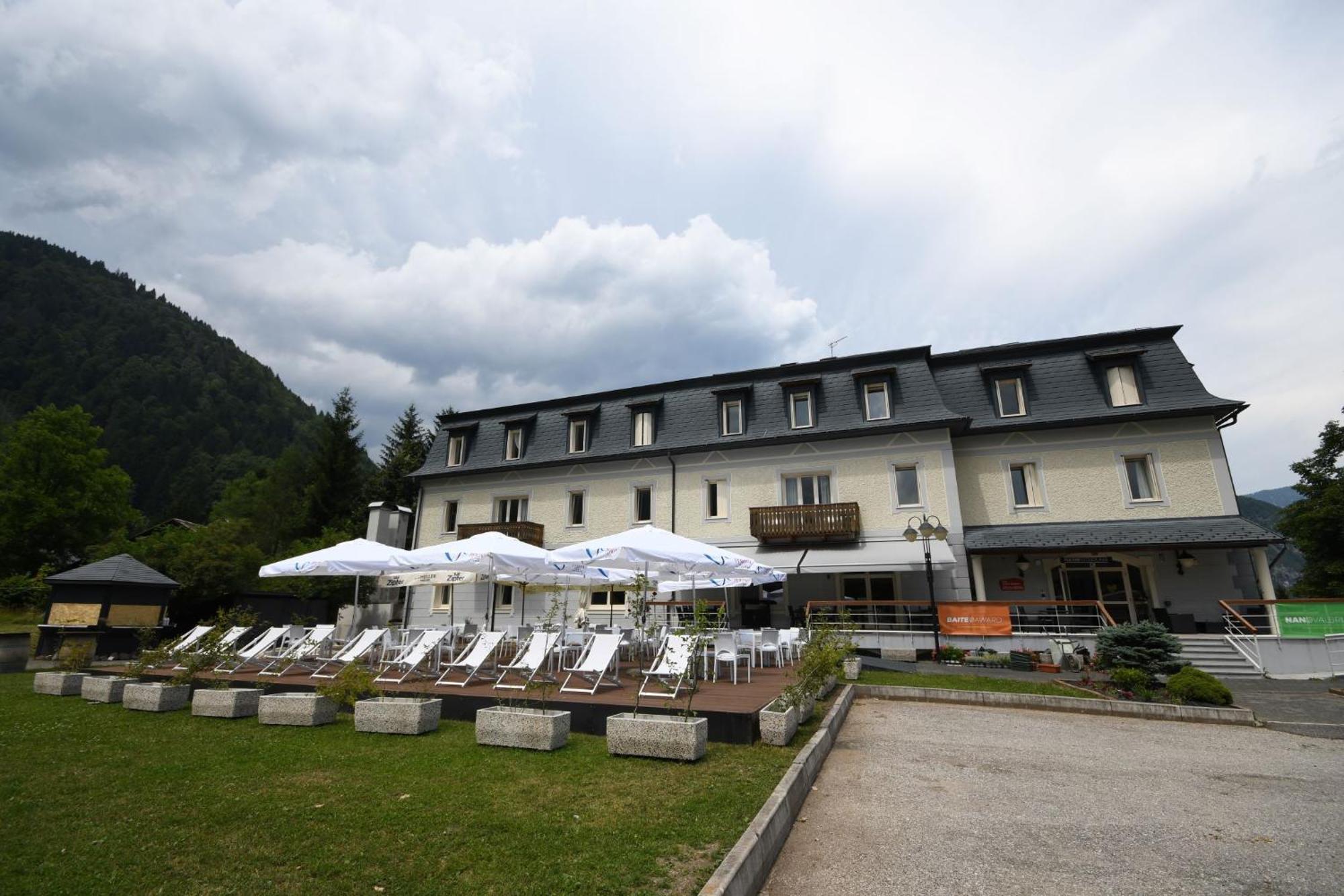 Hotel Saisera 文布鲁纳 外观 照片