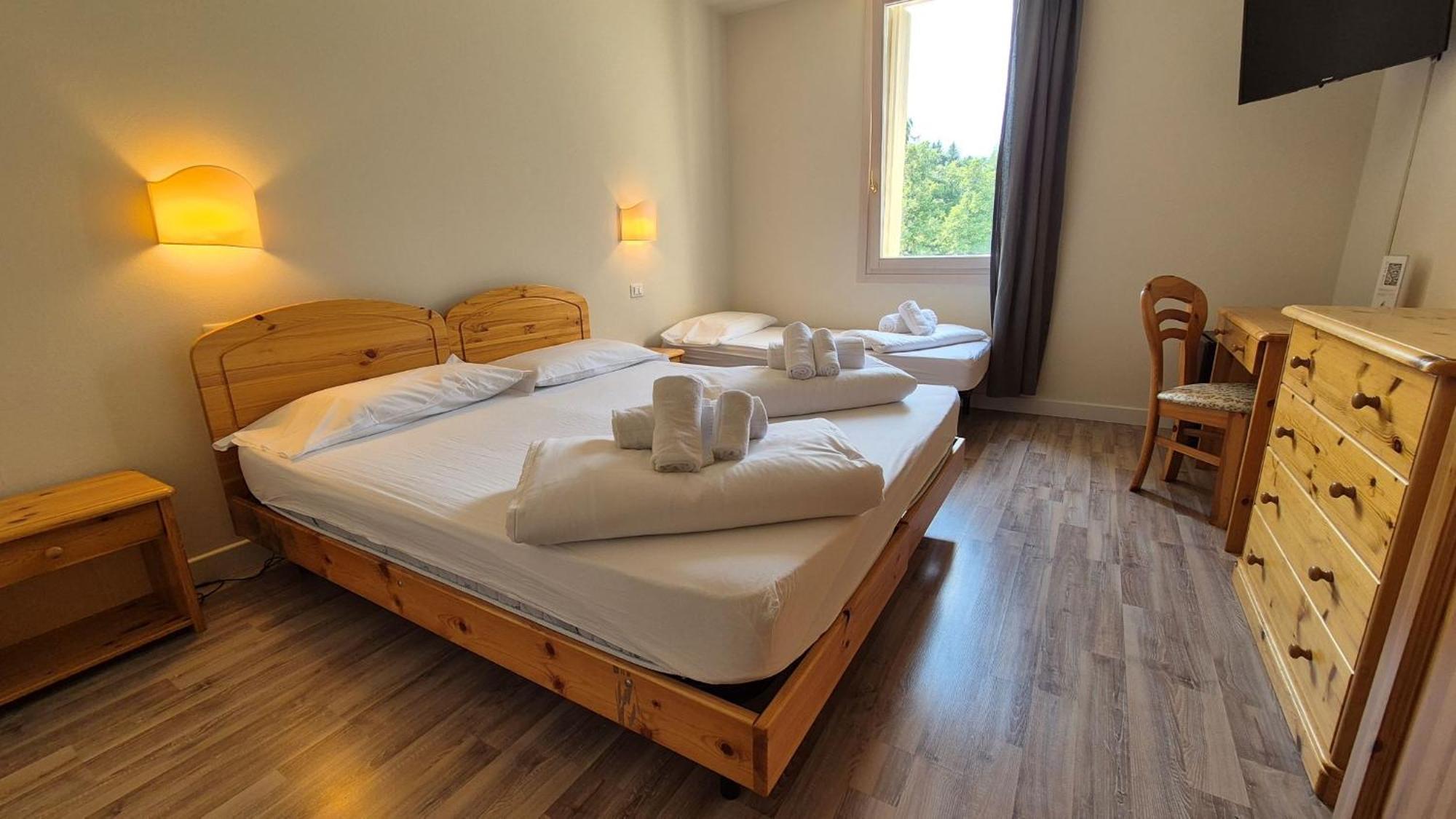 Hotel Saisera 文布鲁纳 外观 照片