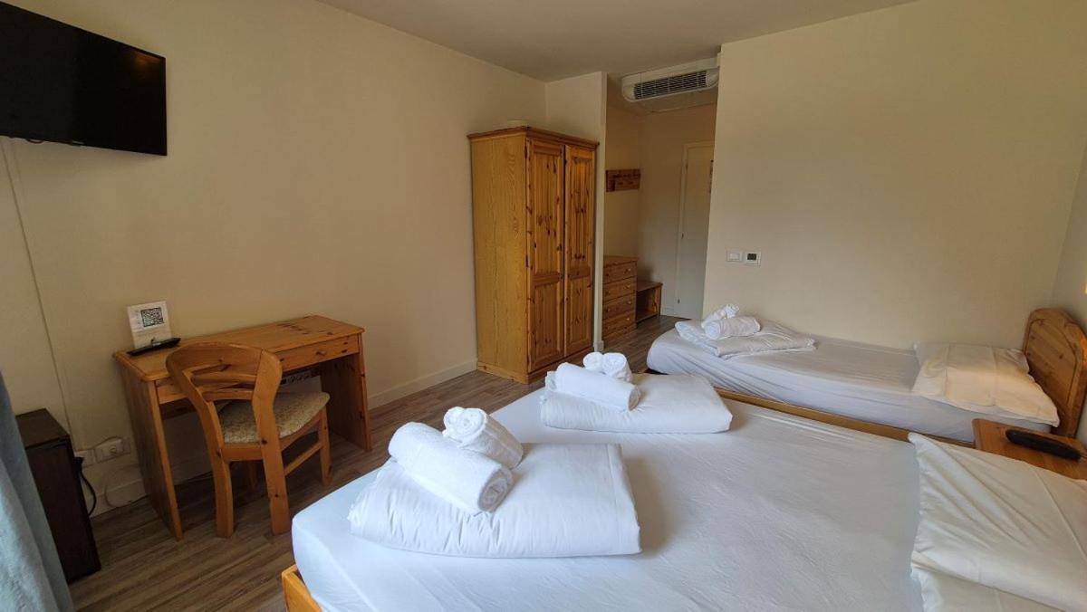 Hotel Saisera 文布鲁纳 外观 照片